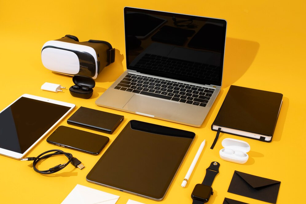 Smartphones & Accessories